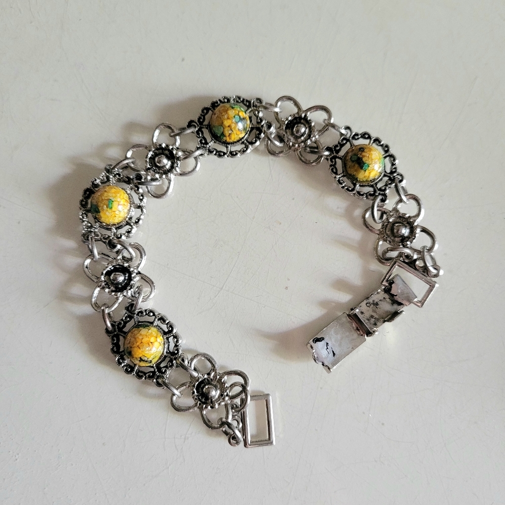 Vintage Sterling Silver Floral Filigree Cutout Bracelet w Yellow Green Stone
